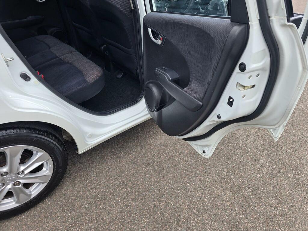 Honda Jazz 1.4 I-vtec Es Cvt Euro 5 Grey #46