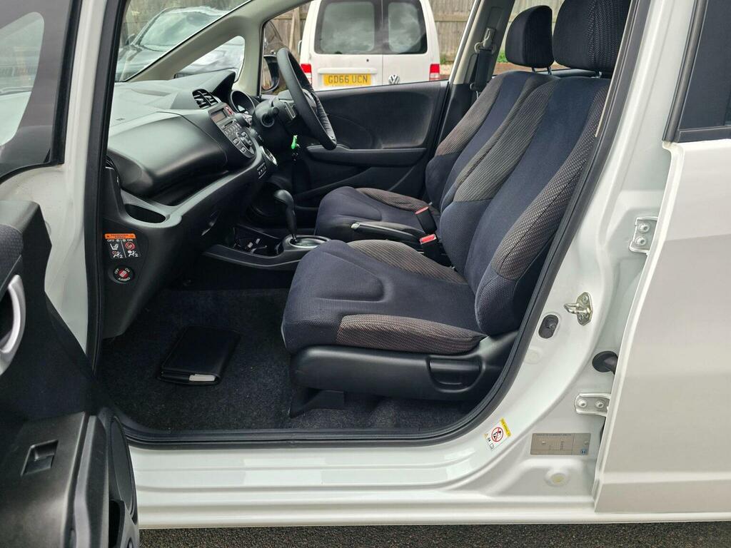 Honda Jazz 1.4 I-vtec Es Cvt Euro 5 Grey #31