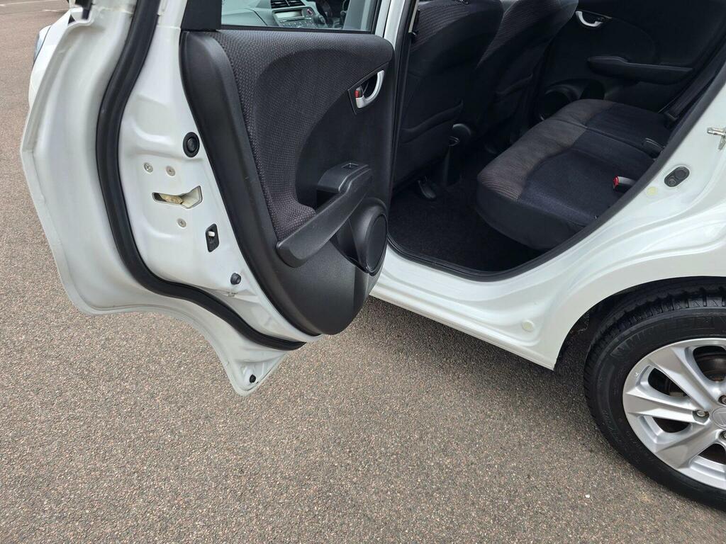 Honda Jazz 1.4 I-vtec Es Cvt Euro 5 Grey #41