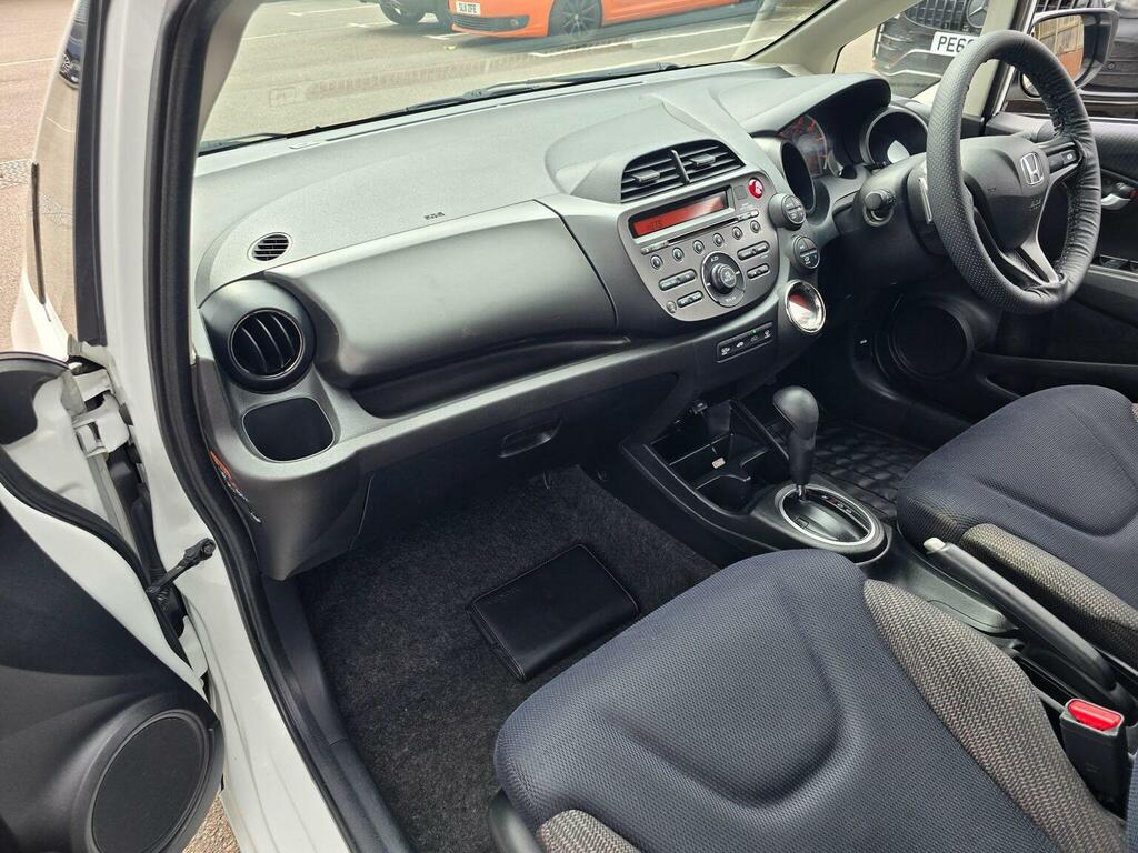 Honda Jazz 1.4 I-vtec Es Cvt Euro 5 Grey #28