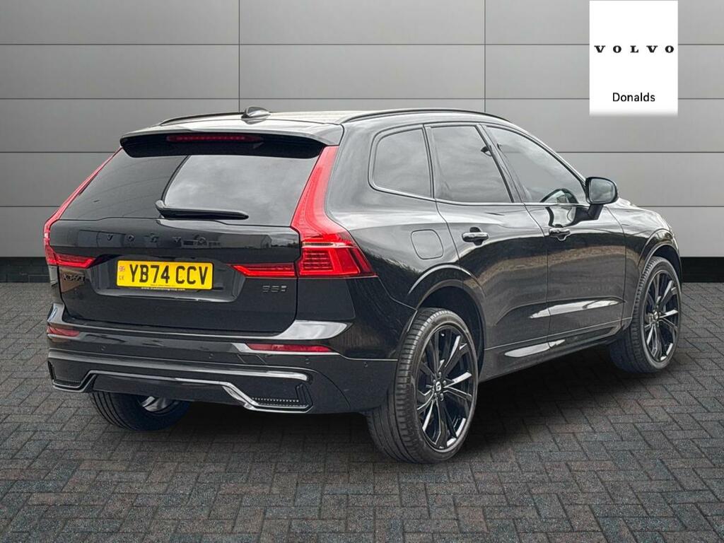 Volvo XC60 Black Edition Plus B5 Awd Mild Hybrid YB74CCV Black #3