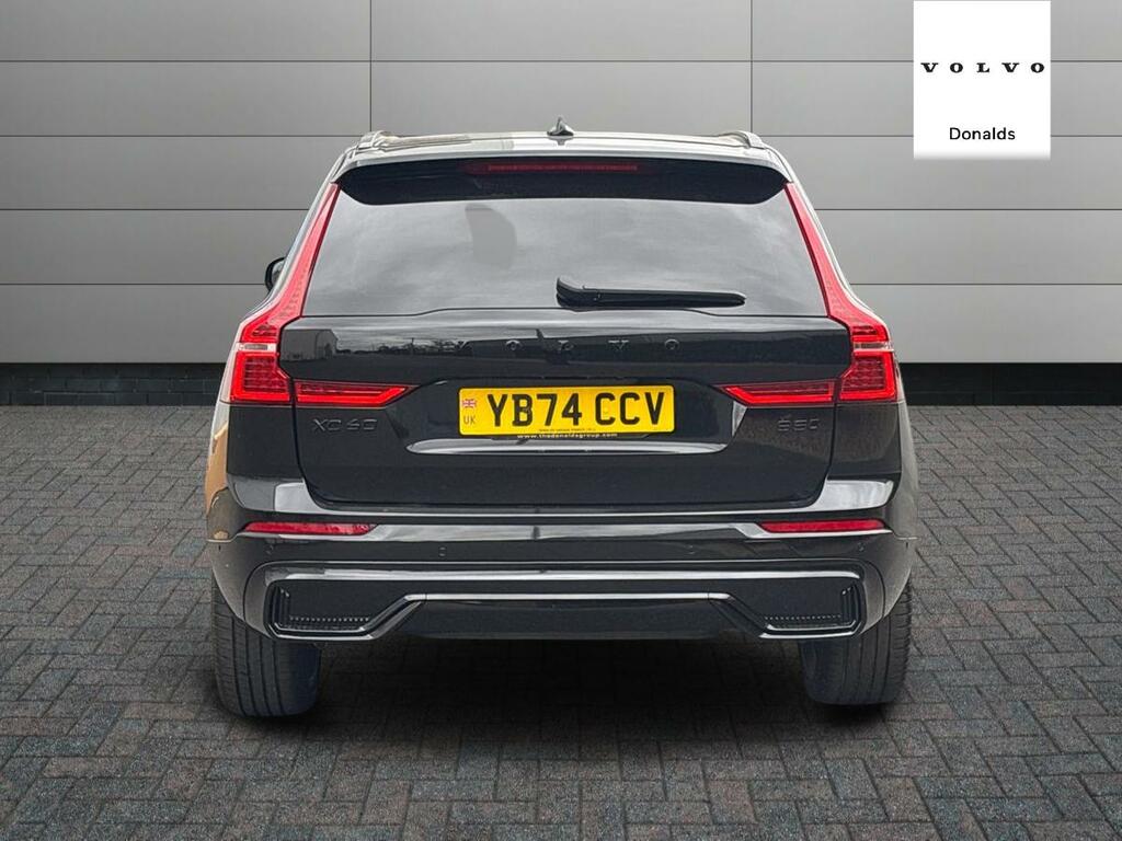 Volvo XC60 Black Edition Plus B5 Awd Mild Hybrid YB74CCV Black #4