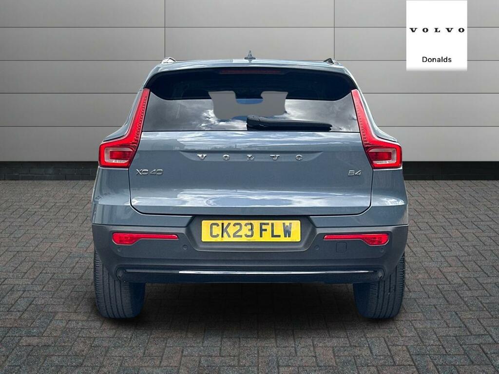 Volvo XC40 Ultimate B4 Mild Hybrid Dark CK23FLW Grey #4