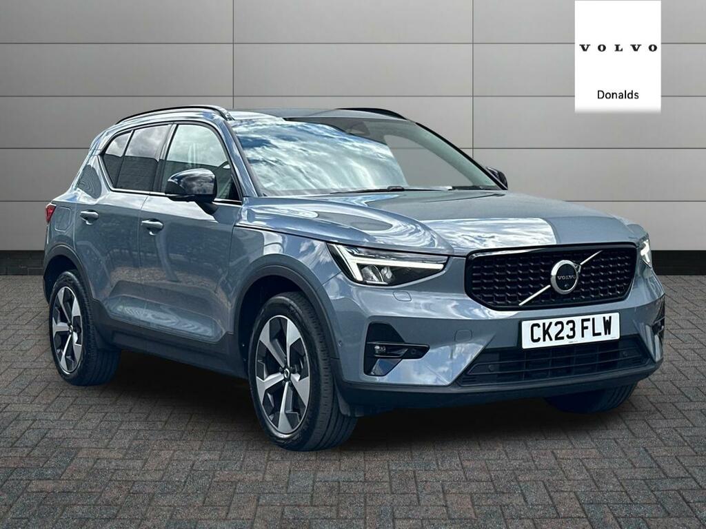 Volvo XC40 Ultimate B4 Mild Hybrid Dark CK23FLW Grey