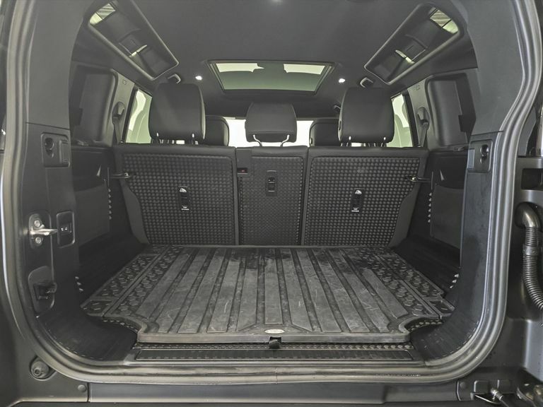 Land Rover Defender 110 3.0 D250 Mhev X-dynamic Se Suv 4Wd Black #10