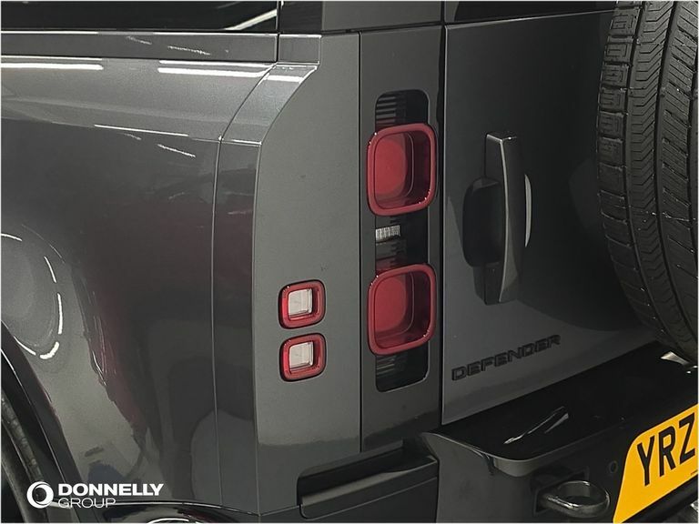 Land Rover Defender 110 3.0 D250 Mhev X-dynamic Se Suv 4Wd Black #19