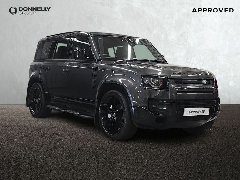 Land Rover Defender 110 3.0 D250 Mhev X-dynamic Se Suv 4Wd Black #1