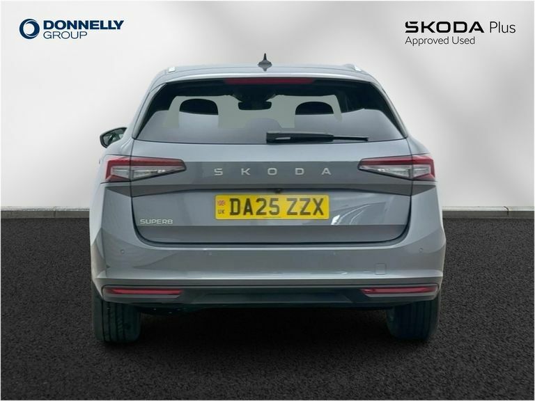 Skoda Superb Skoda Superb Estate Se L 2.0 Tdi 193 Ps 4X4 Dsg Grey #12