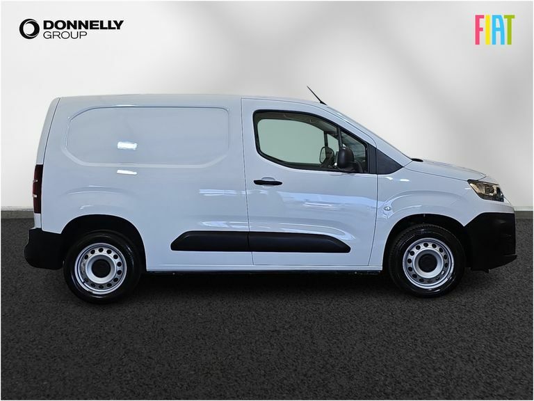 Citroen Berlingo 1.5 Bluehdi Feel XL Mpv Euro 6 S S Blue #3