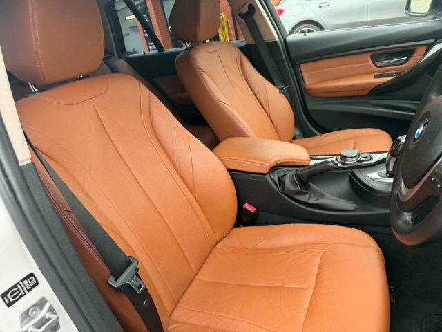 BMW 3 Series Touring Luxury 2.0L White #4