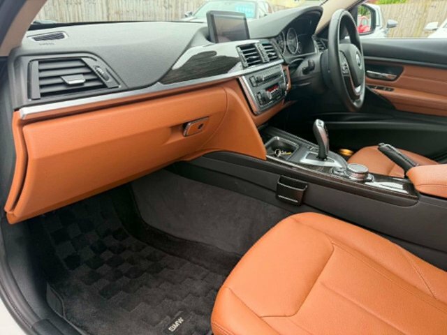 BMW 3 Series Touring Luxury 2.0L White #3