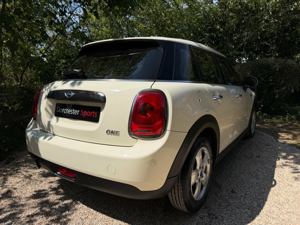 Mini Hatch 1.2 One Euro 6 Ss White #5