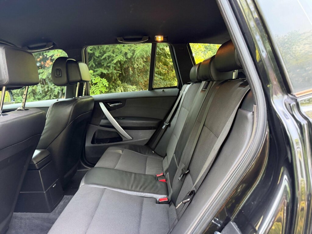 BMW X3 D M Sport 5-Door Black #52