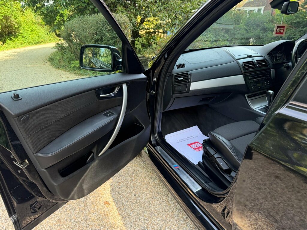 BMW X3 D M Sport 5-Door Black #41