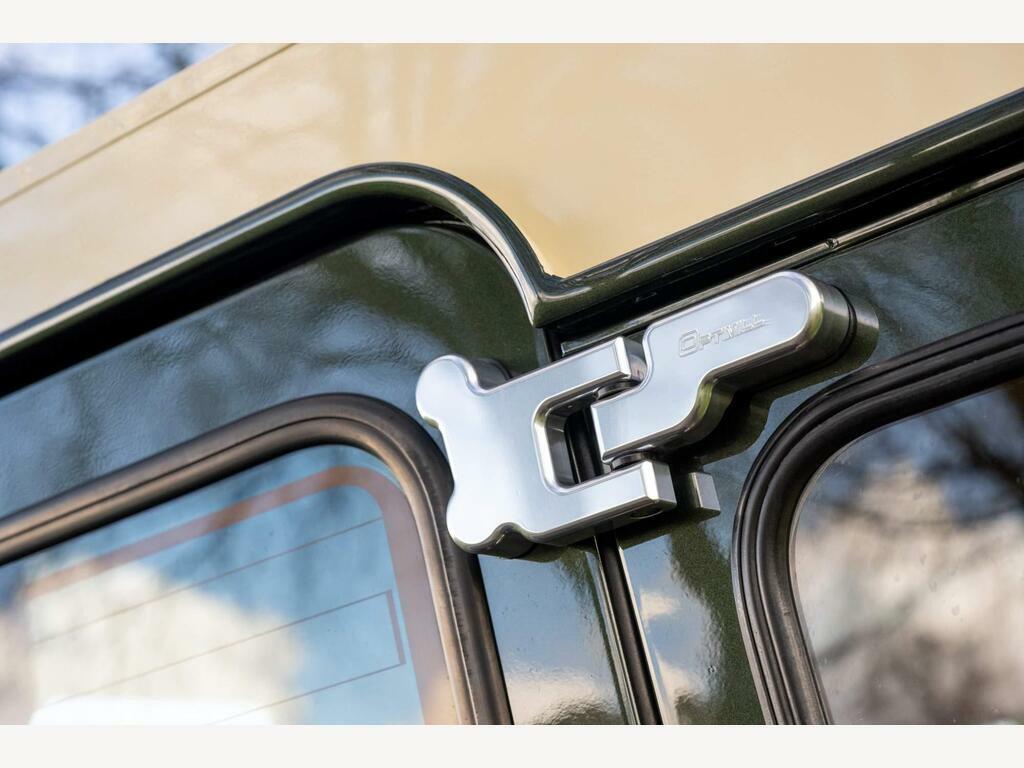 Land Rover Defender 90 90 2.5 Td5 Silver Le Station Wagon Silver #59