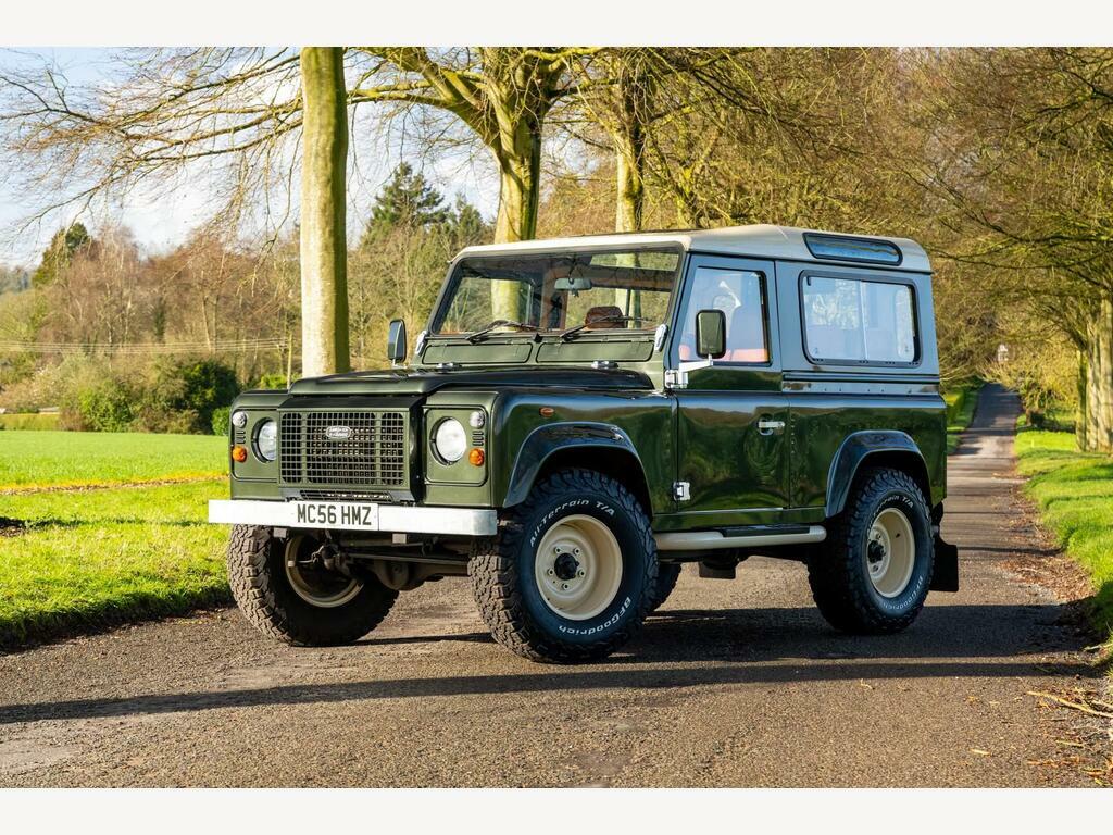 Land Rover Defender 90 Green Green #3