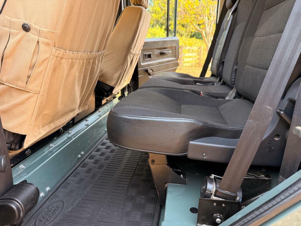 Land Rover Defender 110 Td Xs Station Wagon Grey #22