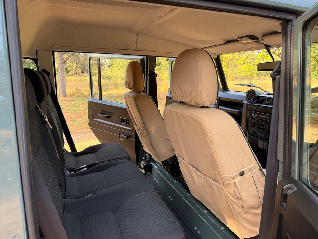 Land Rover Defender 110 Td Xs Station Wagon Grey #31
