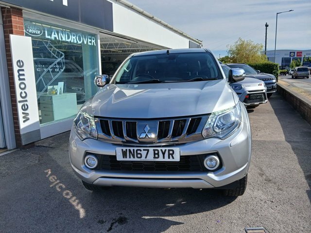 Mitsubishi L200 2.4 Di-d Dc Warrior Pickup Double Cab M Silver #4
