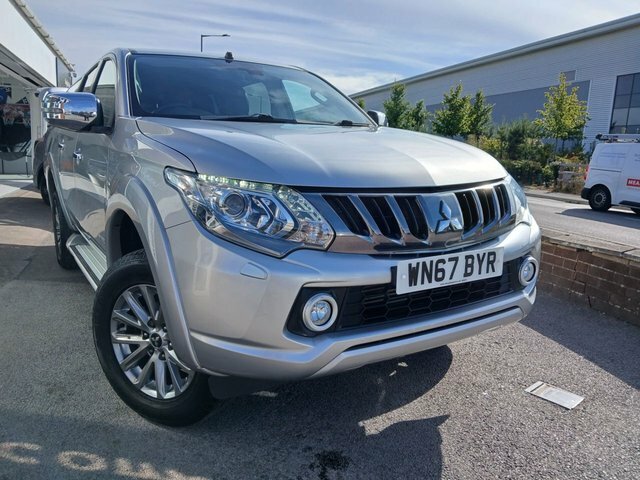 Mitsubishi L200 2.4 Di-d Dc Warrior Pickup Double Cab M Silver #2