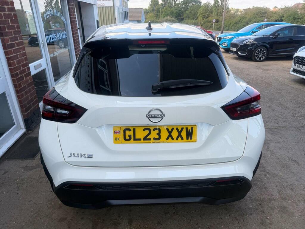 Nissan Juke Suv 1.0 Dig-t N-connecta Dct Euro 6 Ss GL23XXW White #4