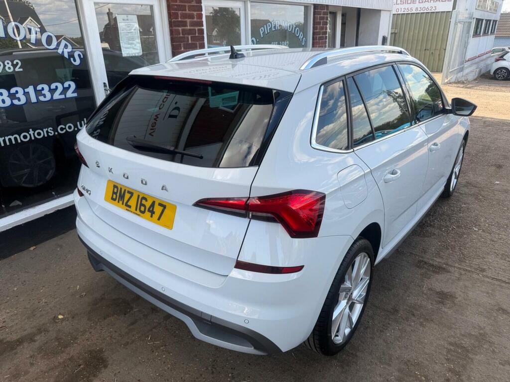 Skoda Kamiq Suv 1.5 Tsi Act Se L Executive Dsg Euro 6 Ss BMZ1647 White #3