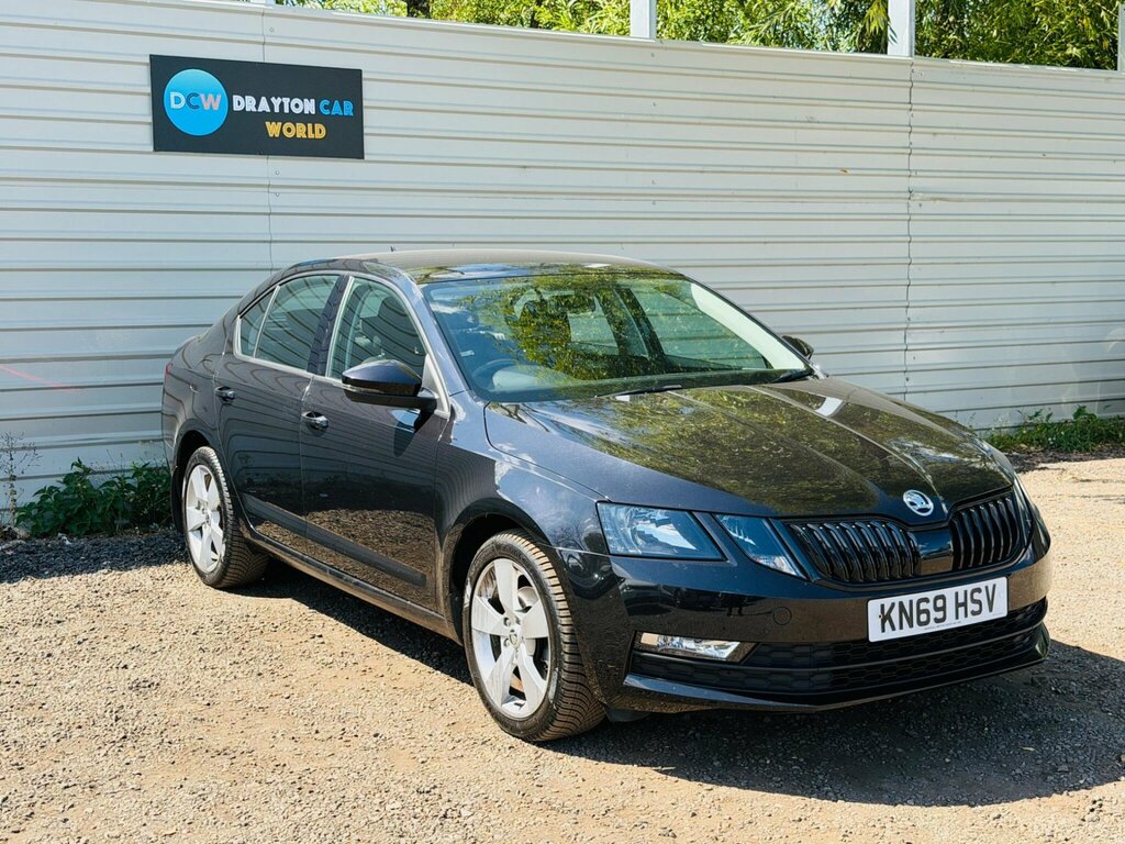 Skoda Octavia 1.5 Tsi Act Se Drive Dsg Euro 6 Ss Black #3