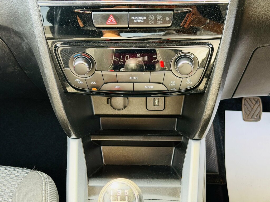 Suzuki Vitara 1.4 Boosterjet Sz5 Euro 6 Ss Black #53