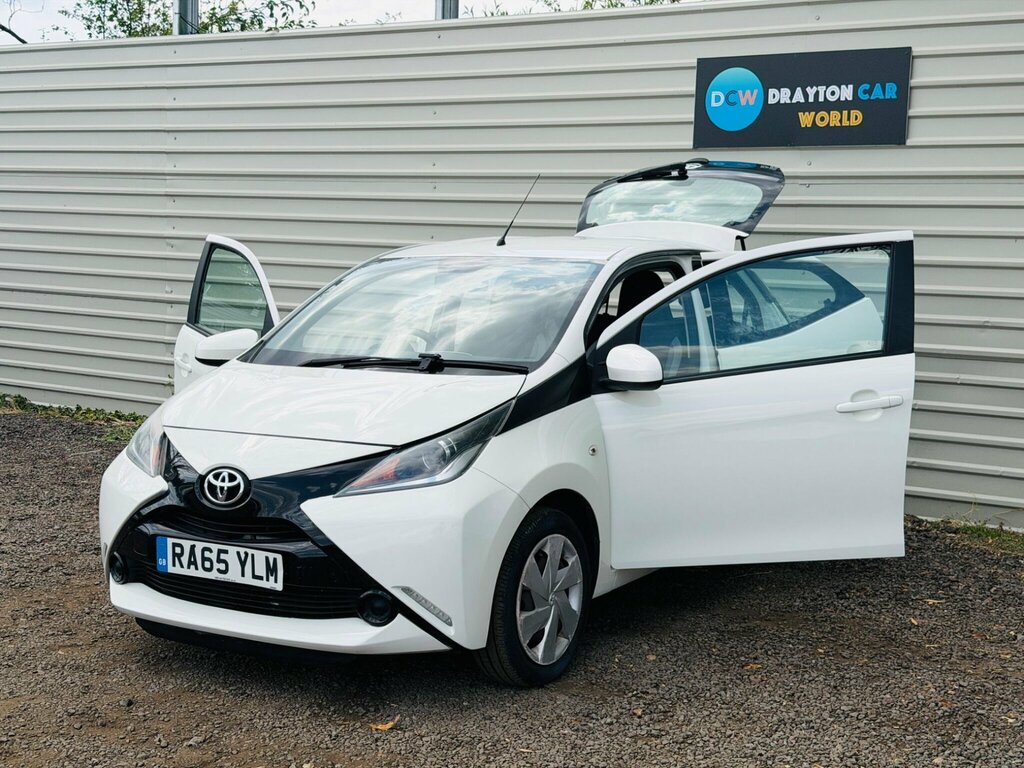 Toyota Aygo Black #13