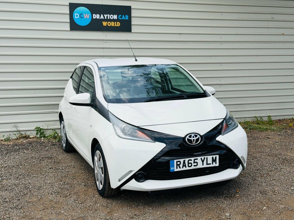 Toyota Aygo 1.0 Vvt-i X-play Euro 5 Euro 5 White
