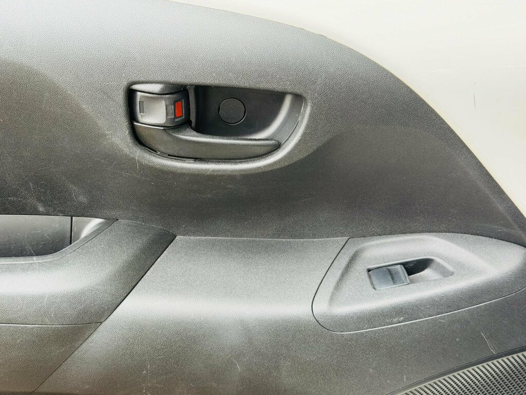 Toyota Aygo Black #38