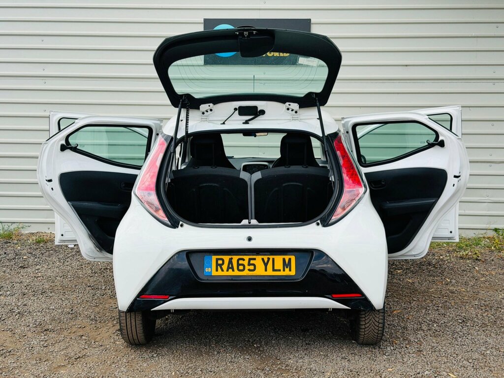 Toyota Aygo Black #23