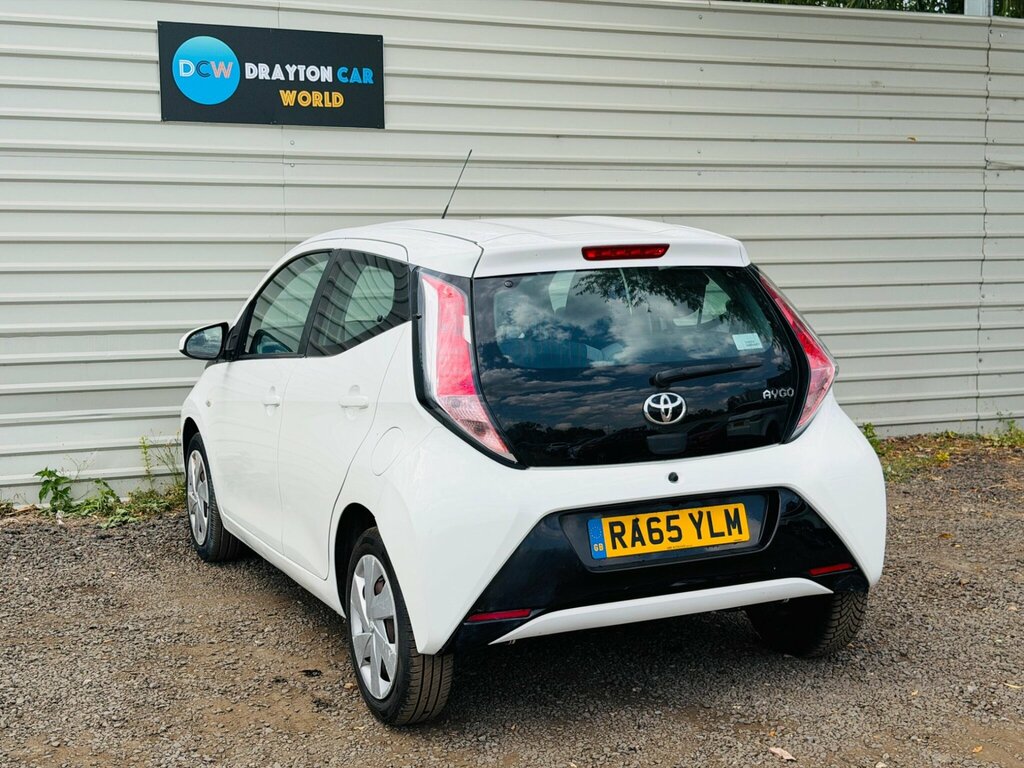 Toyota Aygo Black #16