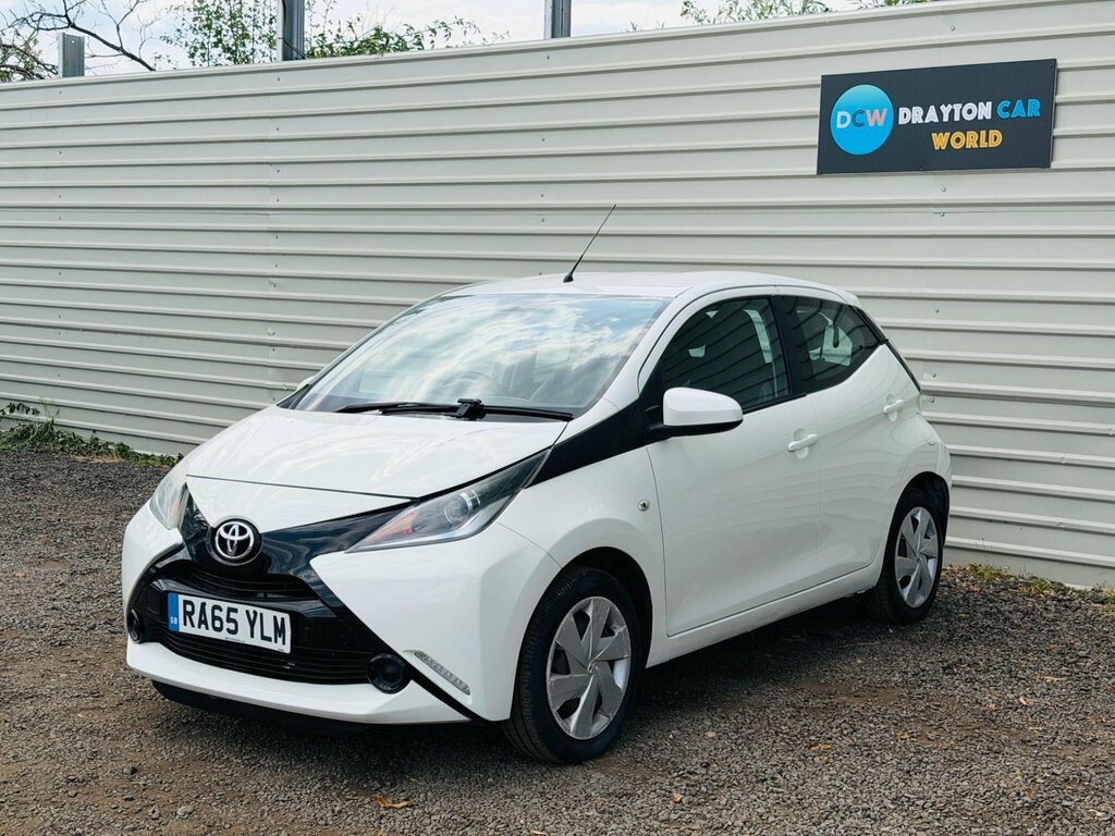Toyota Aygo Black #7