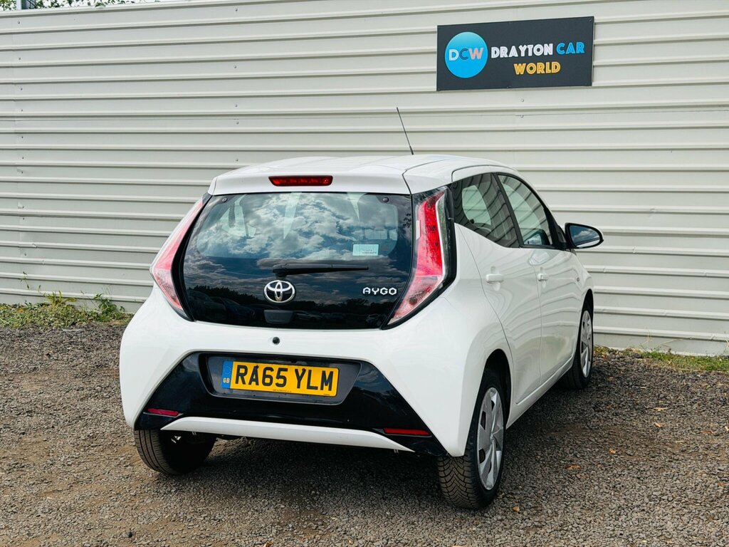 Toyota Aygo Black #20