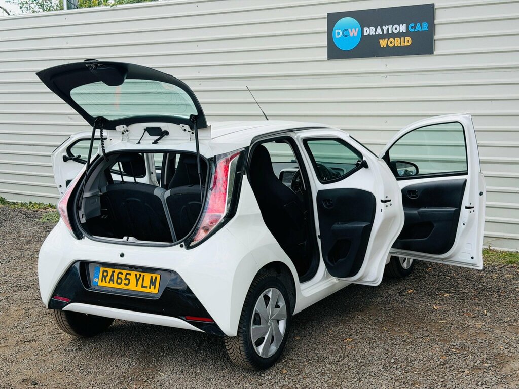 Toyota Aygo Black #28