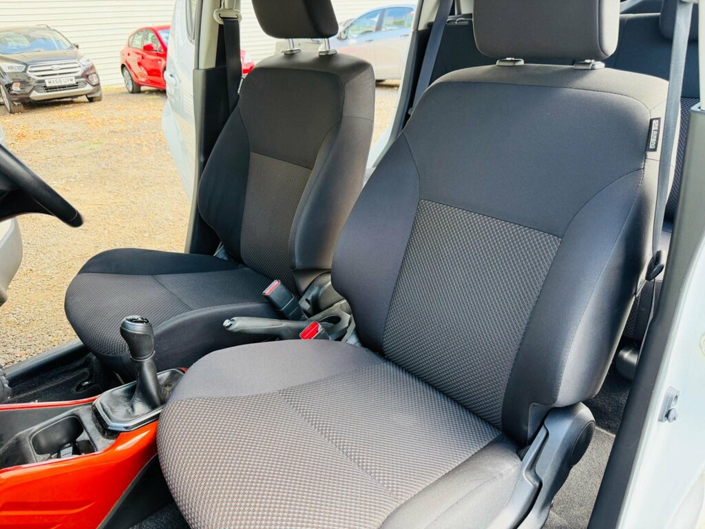 Suzuki Ignis 1.2 89 Bhp Sz5 All Grip 4X4 One Lady Ow Black #40