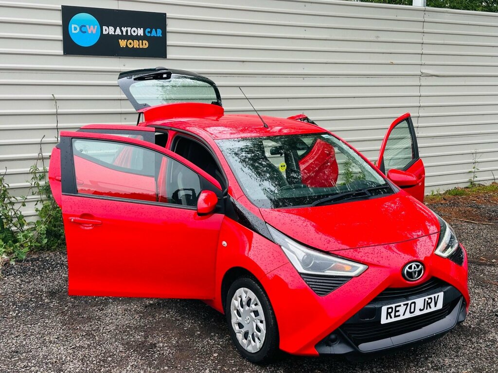 Toyota Aygo 1.0 Vvt-i X-play White #19