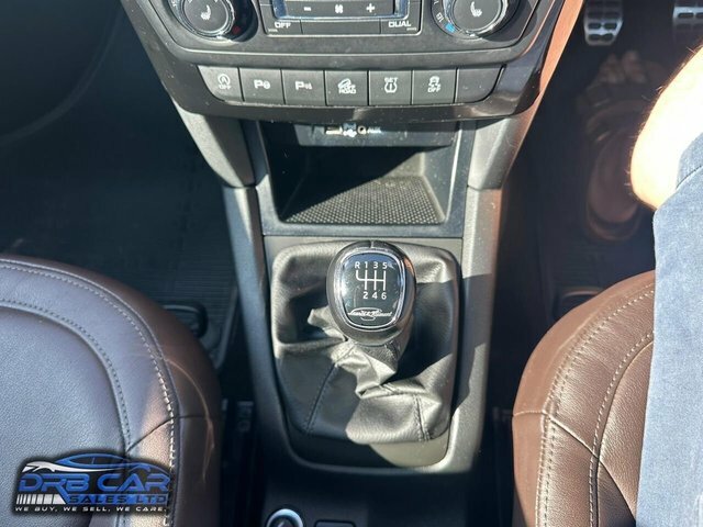 Skoda Yeti 1.2L Se L Beige #17