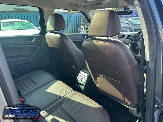 Skoda Yeti 1.2L Se L Beige #23