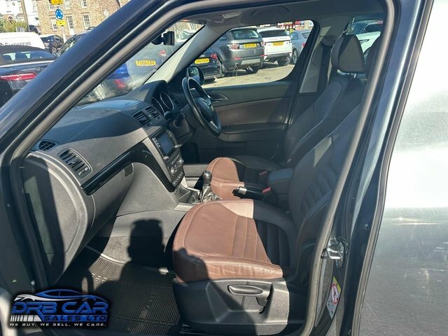 Skoda Yeti 1.2L Se L Beige #15