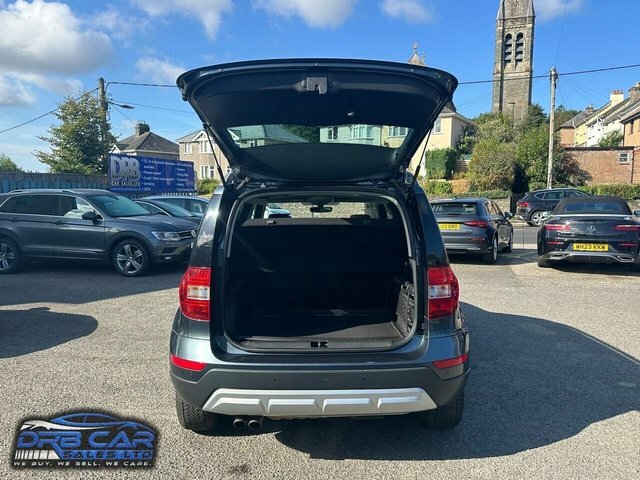 Skoda Yeti 1.2L Se L Beige #30