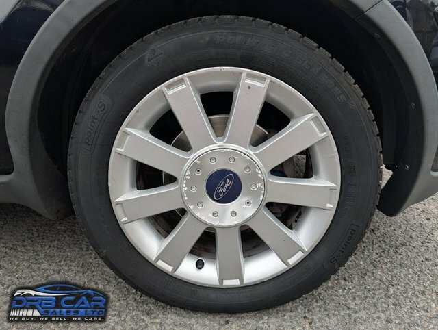 Ford Fusion 1.4 Zetec Family Car. Low M Silver #9
