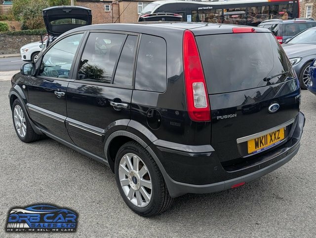 Ford Fusion 1.4 Zetec Family Car. Low M Silver #4