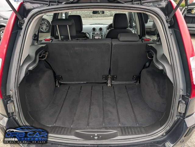 Ford Fusion 1.4 Zetec Family Car. Low M Silver #7