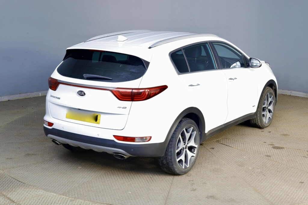 Kia Sportage 2.0 Crdi Gt-line White #6