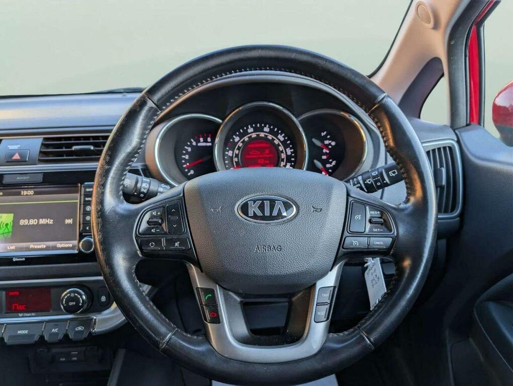 Kia RIO 1.1L Crdi 1 Air Isg 74 Bhp Silver #33
