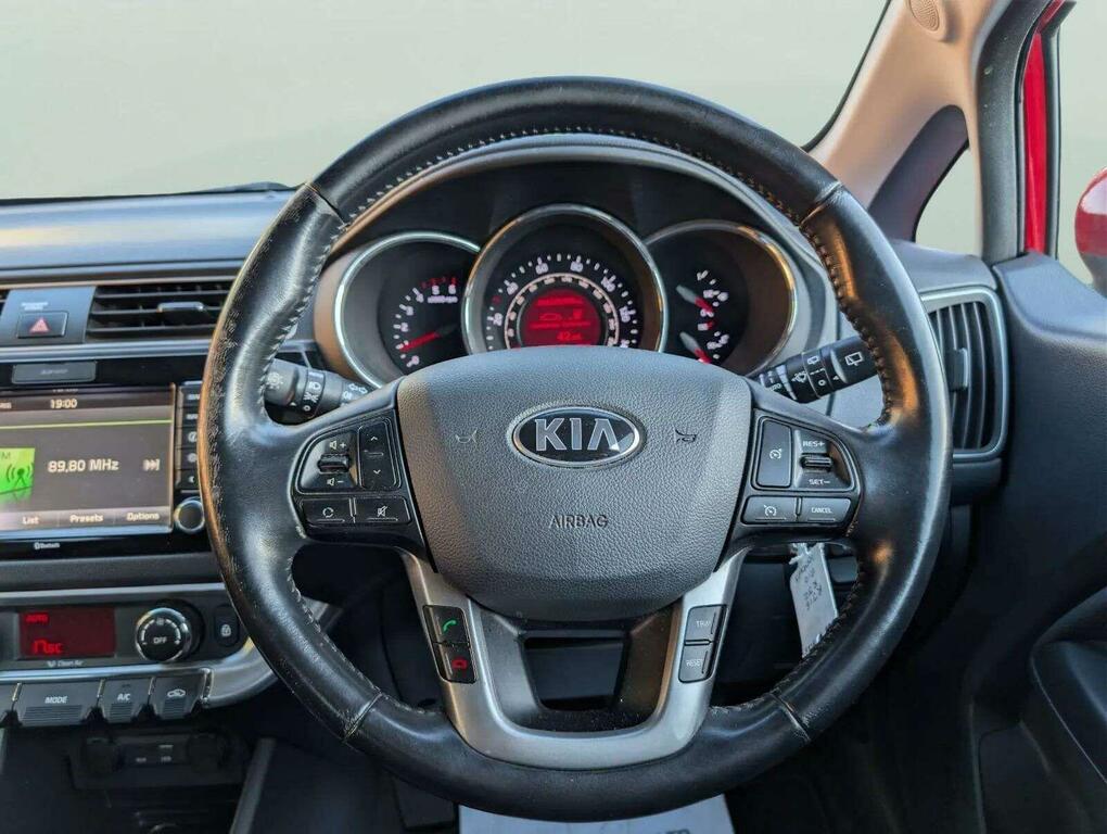 Kia RIO 1.1L Crdi 1 Air Isg 74 Bhp Silver #8
