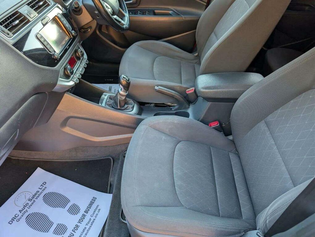 Kia RIO 1.1L Crdi 1 Air Isg 74 Bhp Silver #14