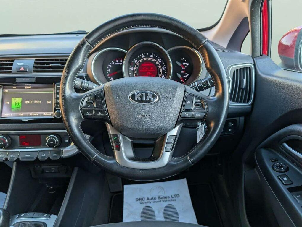 Kia RIO 1.1L Crdi 1 Air Isg 74 Bhp Silver #32